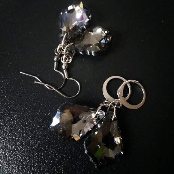 Sexy! Seductive! Decadent! Gorgeous! Festive! Black Shimmering Bling Chandeliers - Picture 5 of 12